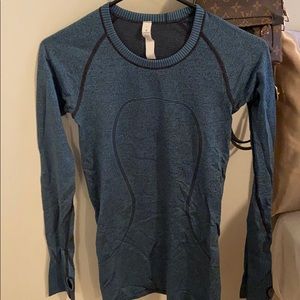 lululemon athletic long sleeve